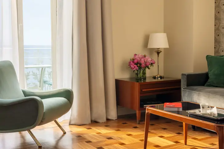 Junior Suite Sea View Grand Hotel Miramare4